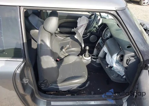 2004 Mini Cooper S z USA, uszkodzony, nr VIN WMWRE33484TD75714